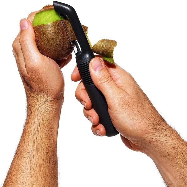 オクソー グッドグリップ 鋸歯状ピーラー OXO 皮むき器 ブラック