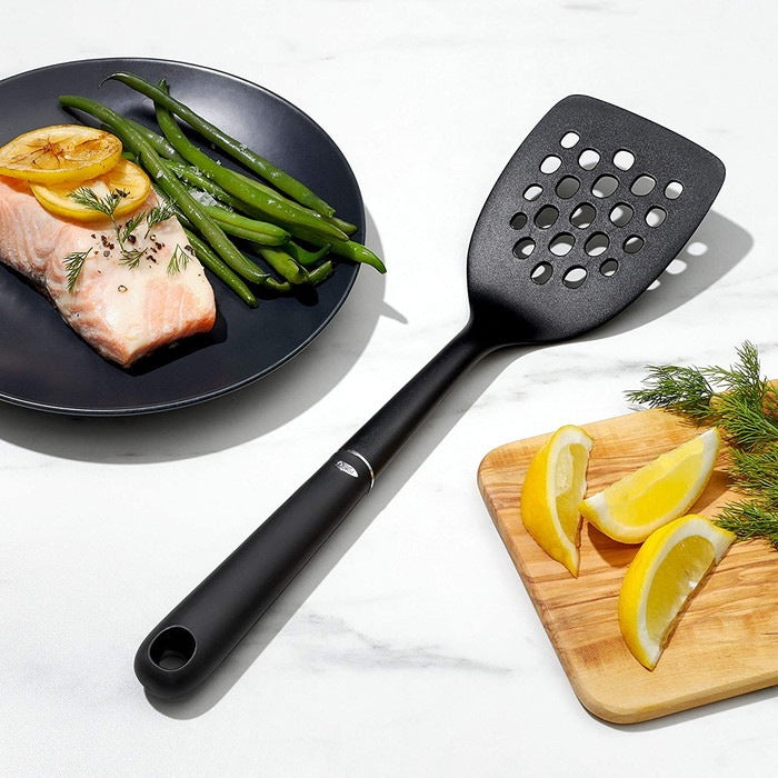 オクソー グッドグリップナイロンスクエアターナー OXO Good Grips Nylon Square Turner