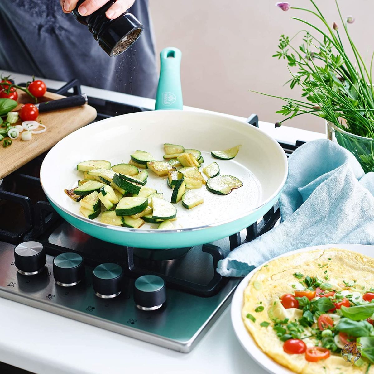 GreenLife 2 Piece Non-Stick Ceramic 7 Inch and 10 Inch Fry Pan Set with Soft Grip, Turquoise by GreenPan [並行輸入品]