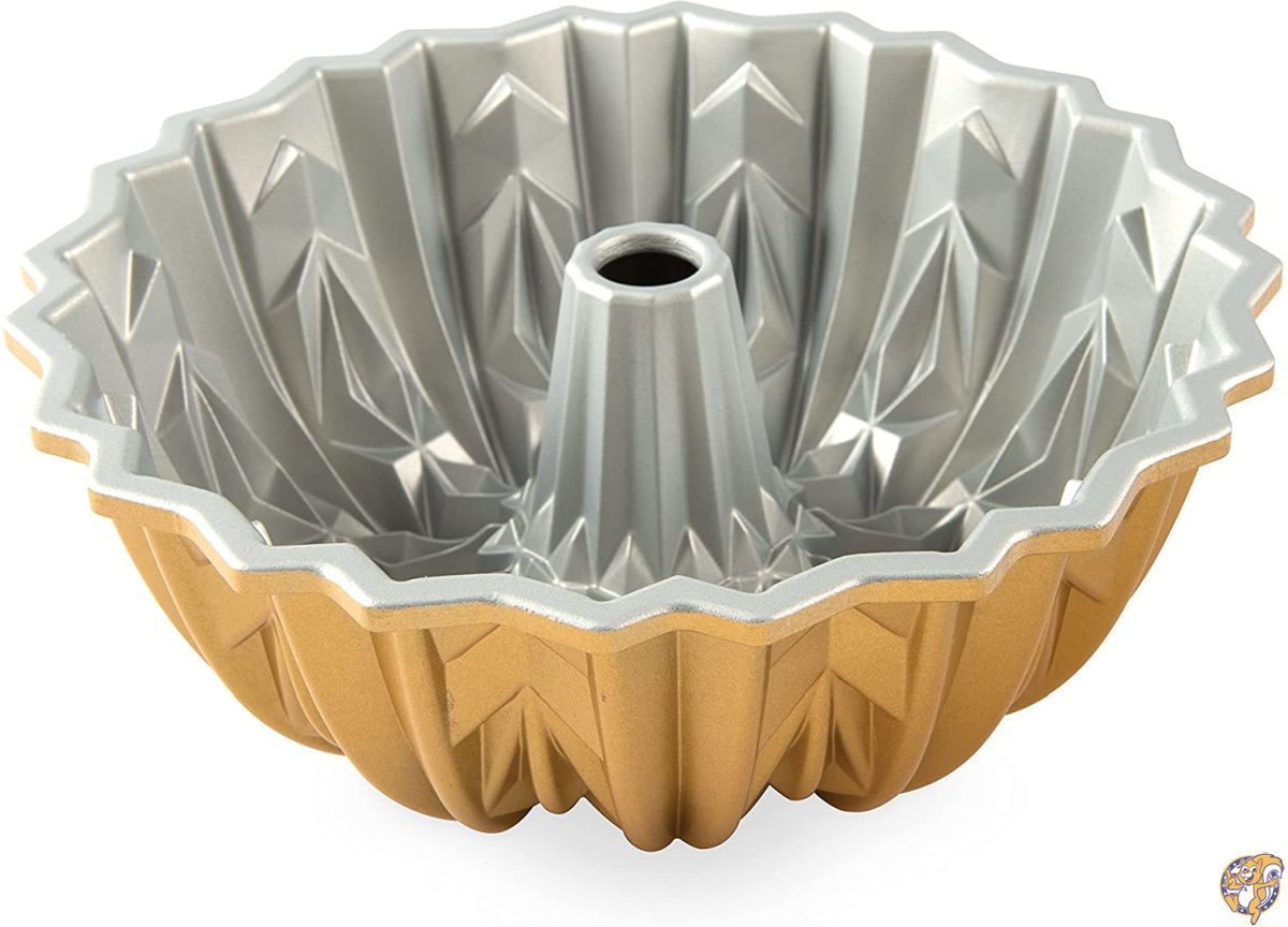 Nordic Ware Cut Crystal Cast Bundt Pan, 10 Cup Capacity, Gold