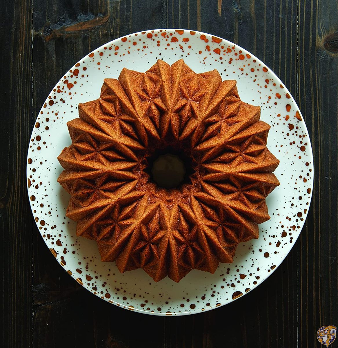 Nordic Ware Cut Crystal Cast Bundt Pan, 10 Cup Capacity, Gold