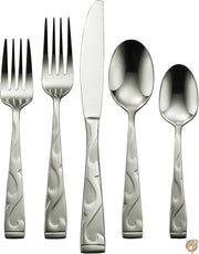 Oneida Tuscany Flatwareセット 45 Piece シルバー B340045B