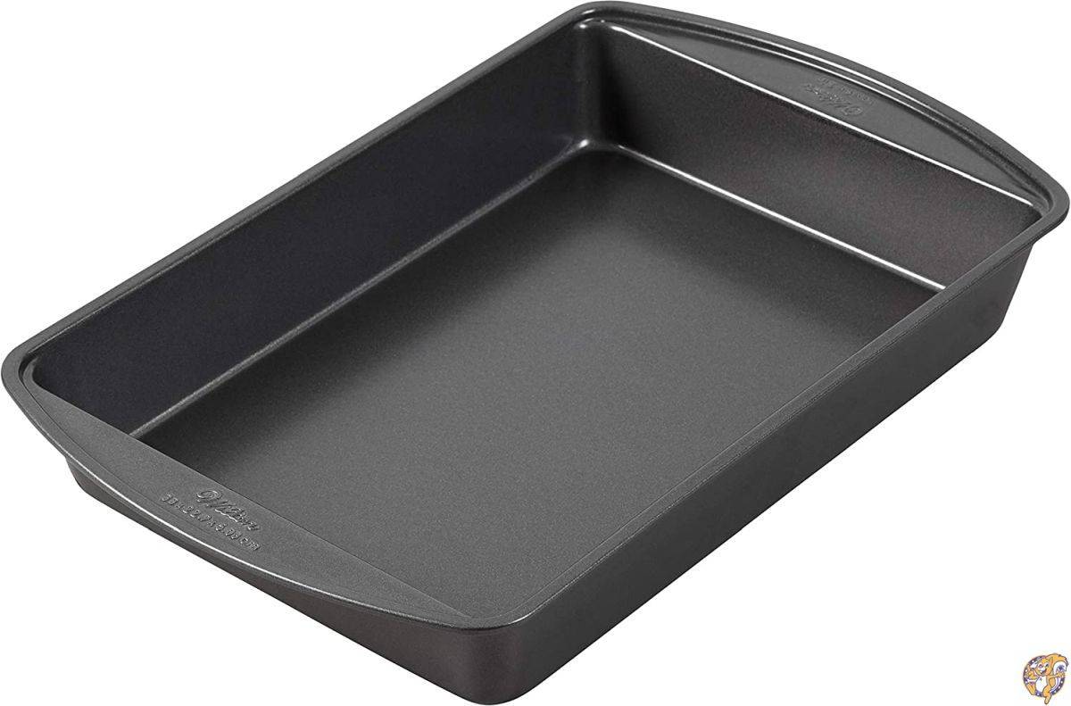 (1, OBLONG) - Wilton 2105-6060 Perfect Results Nonstick Oblong Cake Pan, 13 by 23cm by 5.1cm