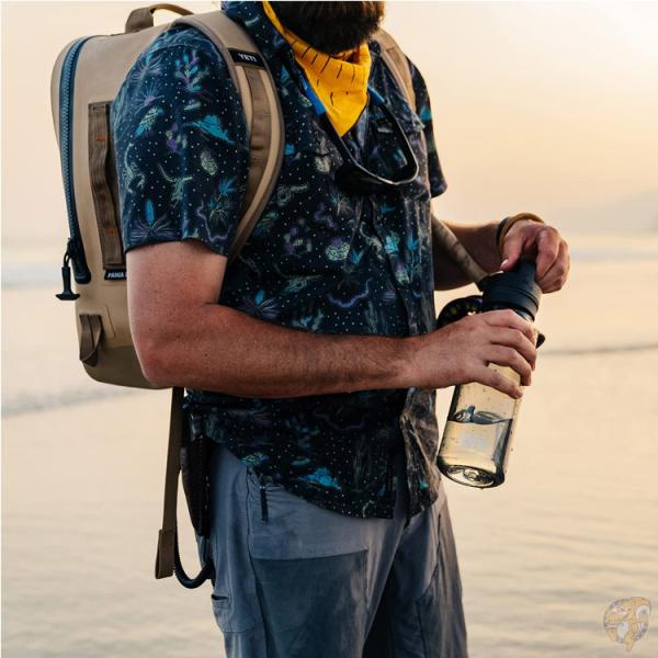 YETI プラスチック ウォーター ボトル イエティ YONDER 750 ML 水筒 ★NAVY(ネイビー)★ 軽量 漏れ防止
