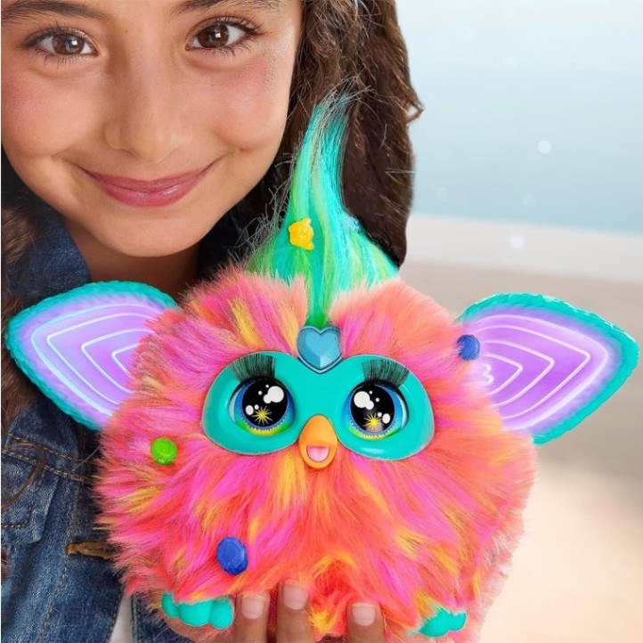 ファービー コーラル 2023 Furby Coral 最新 ファービー人形 音声起動 光る