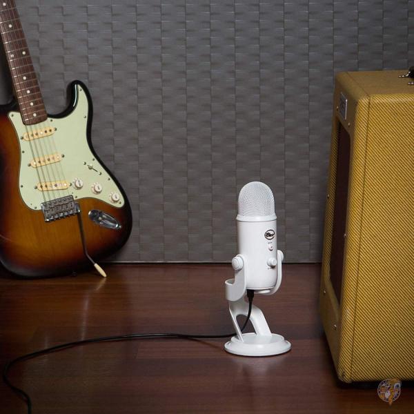 Blue Yeti USB マイク (Whiteout) 送料無料