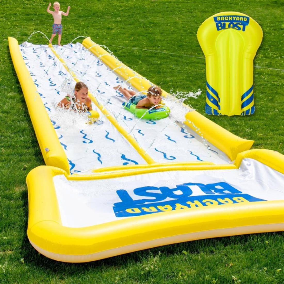 巨大なウォータースライダー 本格 ウォータースライド 水遊び 水しぶき スリリング 30' BACKYARD BLAST 家庭用プール