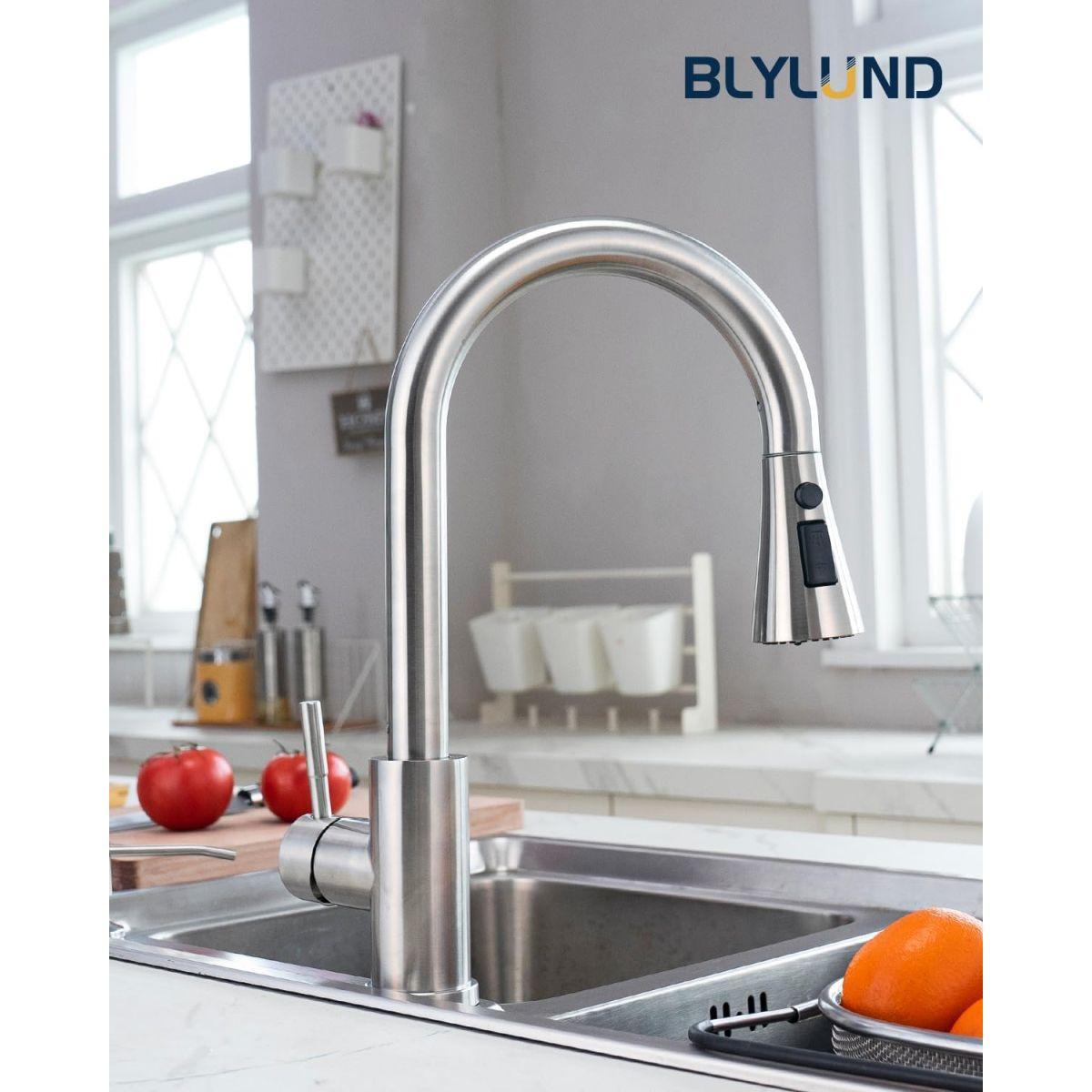 BLYLUND キッチン蛇口 ソープディスペンサー付き ブラッシュドニッケル プルダウンスプレー付き 3つのモード ステンレススチール モダンキッチンシンク蛇口 ハイアーチ シングルハンドル蛇口