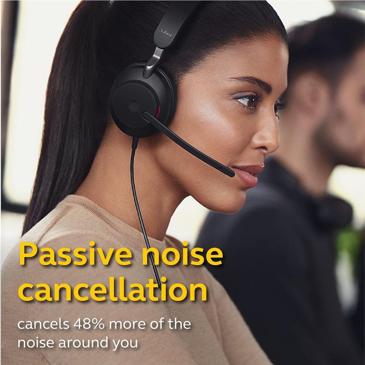 Jabra Evolve2 40 UC 有線ヘッドホン USB-A ステレオ ブラック - 通話と音楽のためのテレワークヘッドセット 終日快適性 パッシブノイズキャンセリングヘッドホン USB-A接続でUC最適化