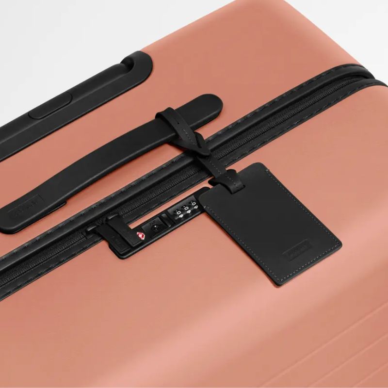 AWAY スーツケース キャリーケース The Medium 大きめサイズ ★Clay Pink (クレイピンク)★ 軽量 トランク