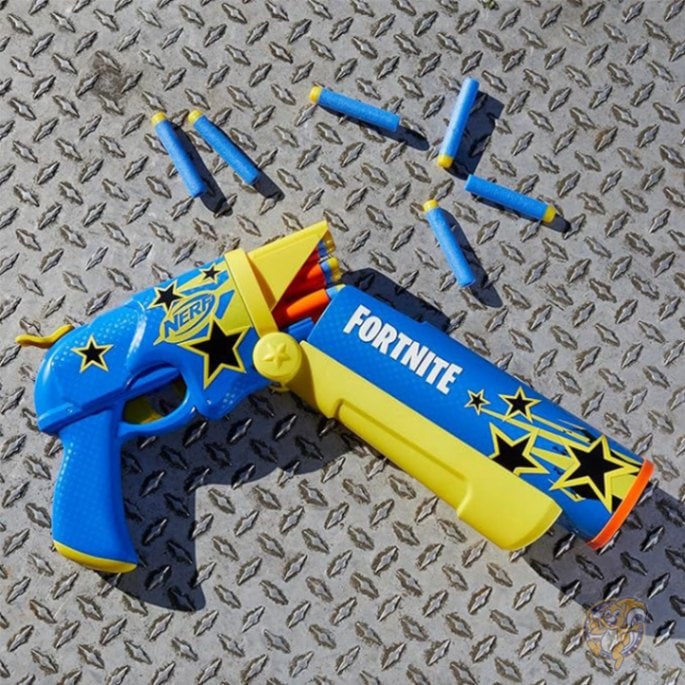 NERF ナーフ フォートナイト ハーフトーンヒーロー ブラスター ボーナス コード ダーツ 12 本付き F8947