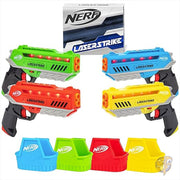 ナーフ Nerf レーザーストライク 4人用レーザータグゲームパック 91m 射程ブラスター4個 ホルスター4個付き -屋内または屋外で遊べるアーケードゲーム
