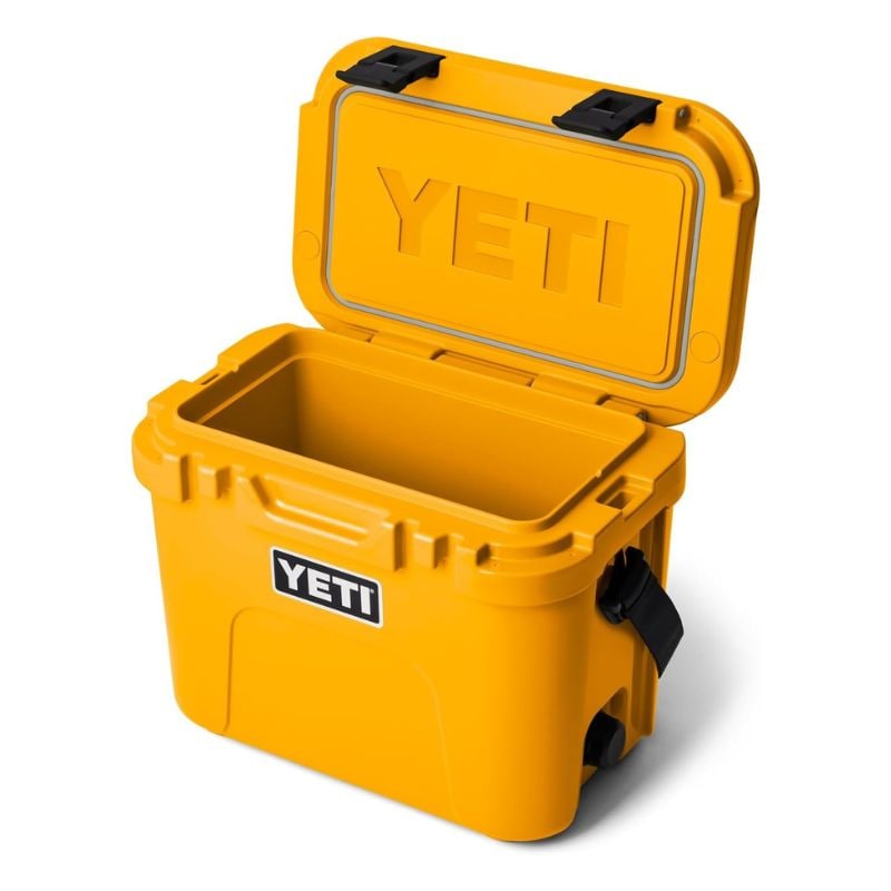 YETI クーラーボックス ローディー15 ハードクーラー ダブルデューティー ショルダーストラップ付 Roadie 15 Hard Cooler クーラーボックス キャンプ スポーツ アウトドア 保冷 大容量 イエティ アメリカ Alpine Yellow アルパイン イエロー