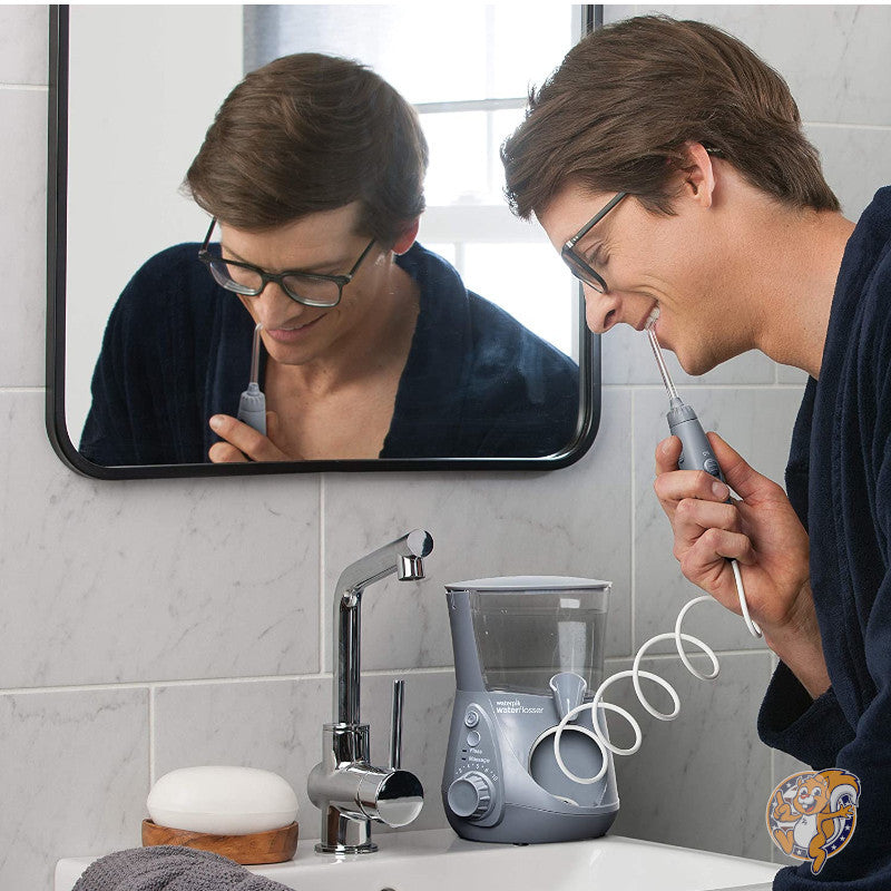 ウォーターピック Waterpik ウォーターフロス Aquarius 口腔洗浄器 グレー WP-667 口腔洗浄器 歯垢除去 水圧 歯茎 ブレース